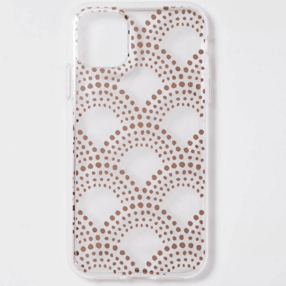 NWT Apple iPhone Case for XR, 11 - Scallop Dot Heyday